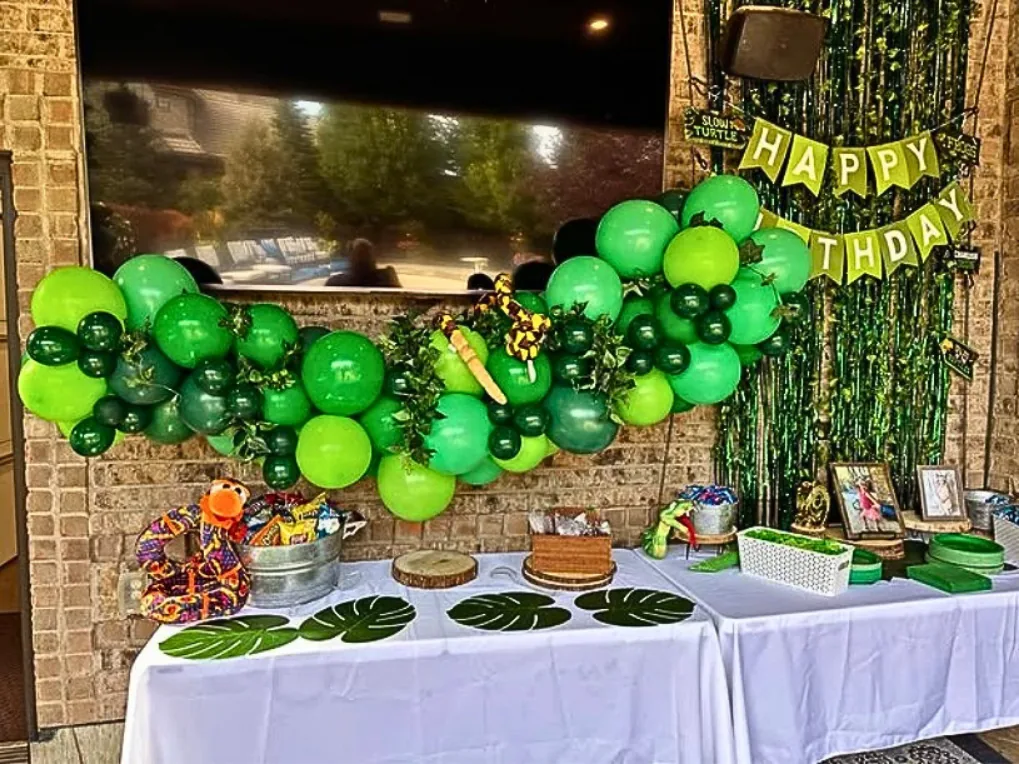 Birthday balloon decor for a private celebration