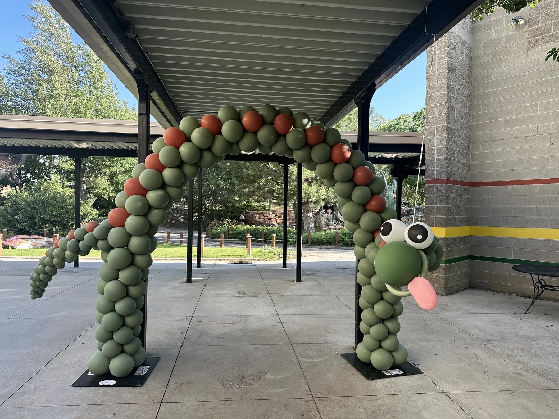 Locally Twisted custom balloon design